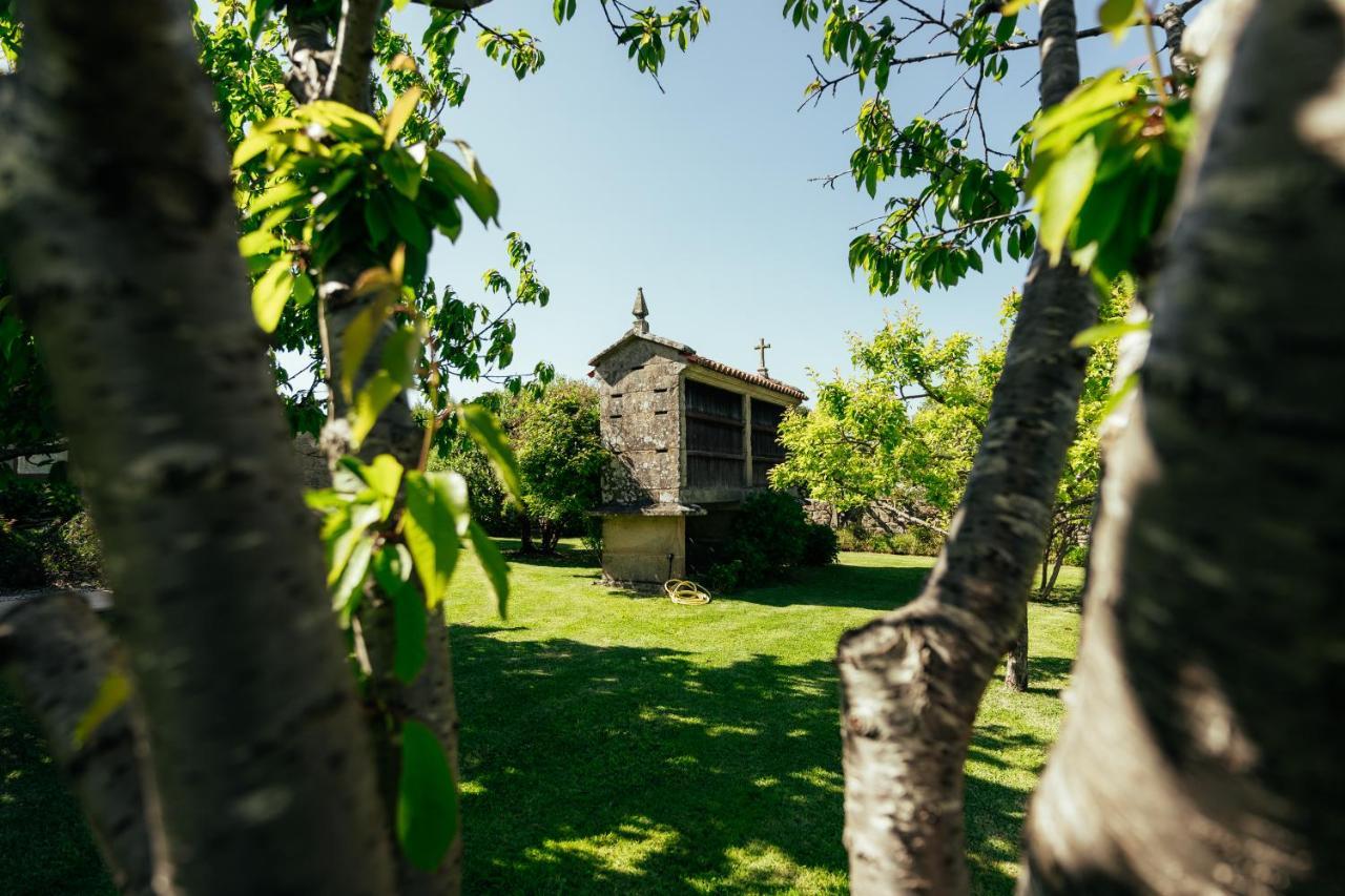 Os Miguelinos Guest House Catoira Eksteriør bilde