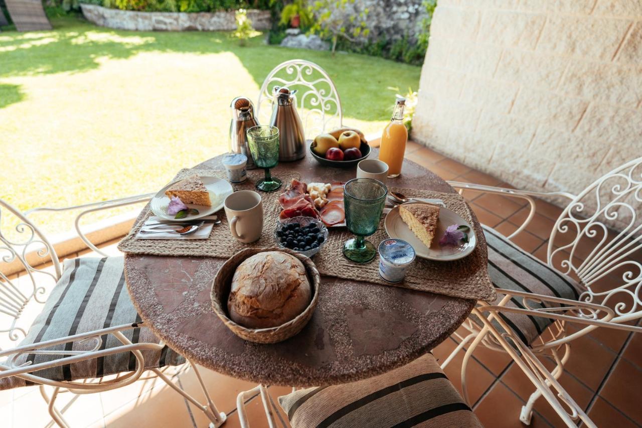 Os Miguelinos Guest House Catoira Eksteriør bilde