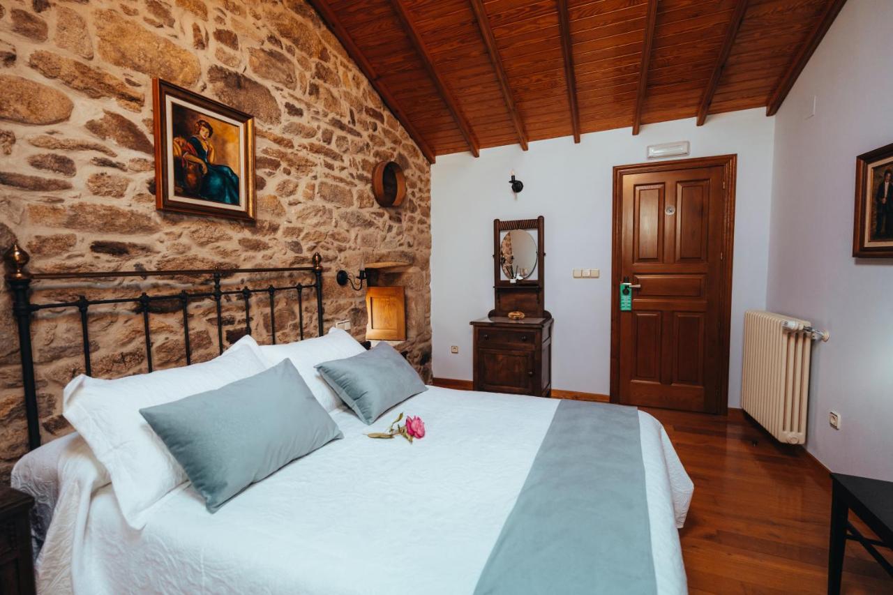 Os Miguelinos Guest House Catoira Eksteriør bilde