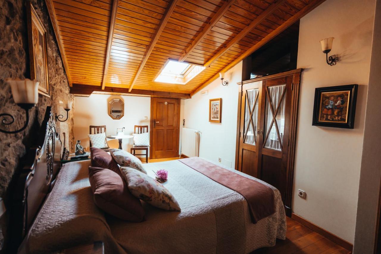 Os Miguelinos Guest House Catoira Eksteriør bilde