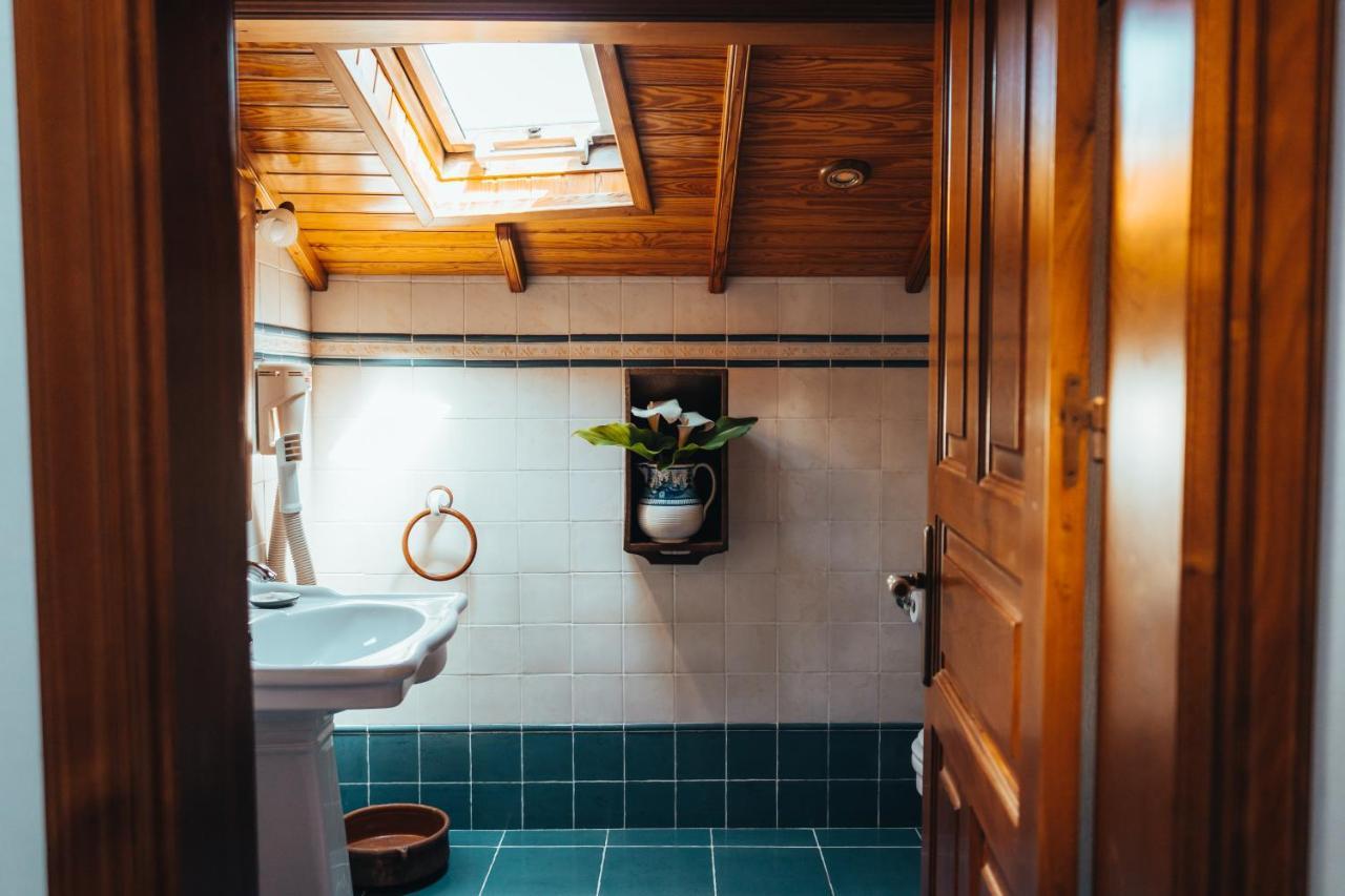 Os Miguelinos Guest House Catoira Eksteriør bilde